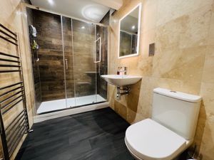 Photo 27- click for photo gallery